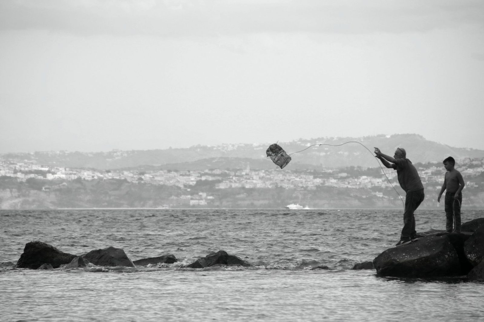 Καλάμι ψαρέματος με μηχανάκι: Τι να προσέξετε για τη σωστή επιλογή